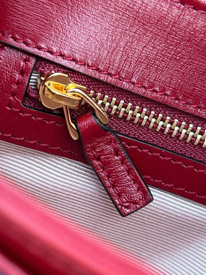 Arli Red Leather Crossbody Bag Vitello Palmellato Lux