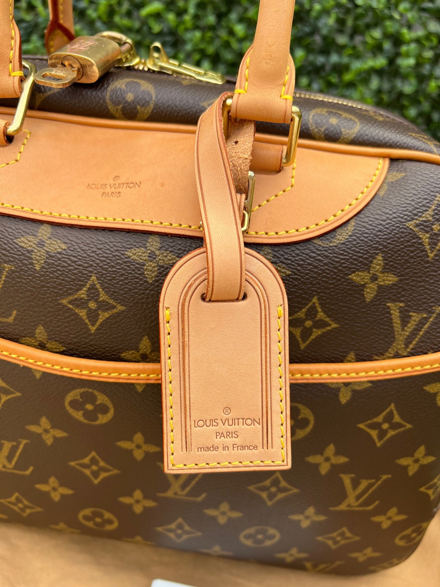 Authentic Preowned Louis Vuitton Deauville Bag