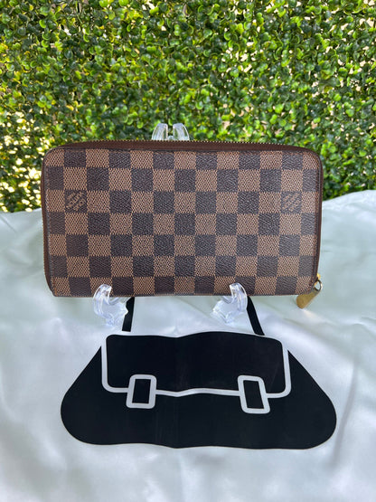 Authentic Preowned LV Organizer Zippy Wallet Damier Ebene