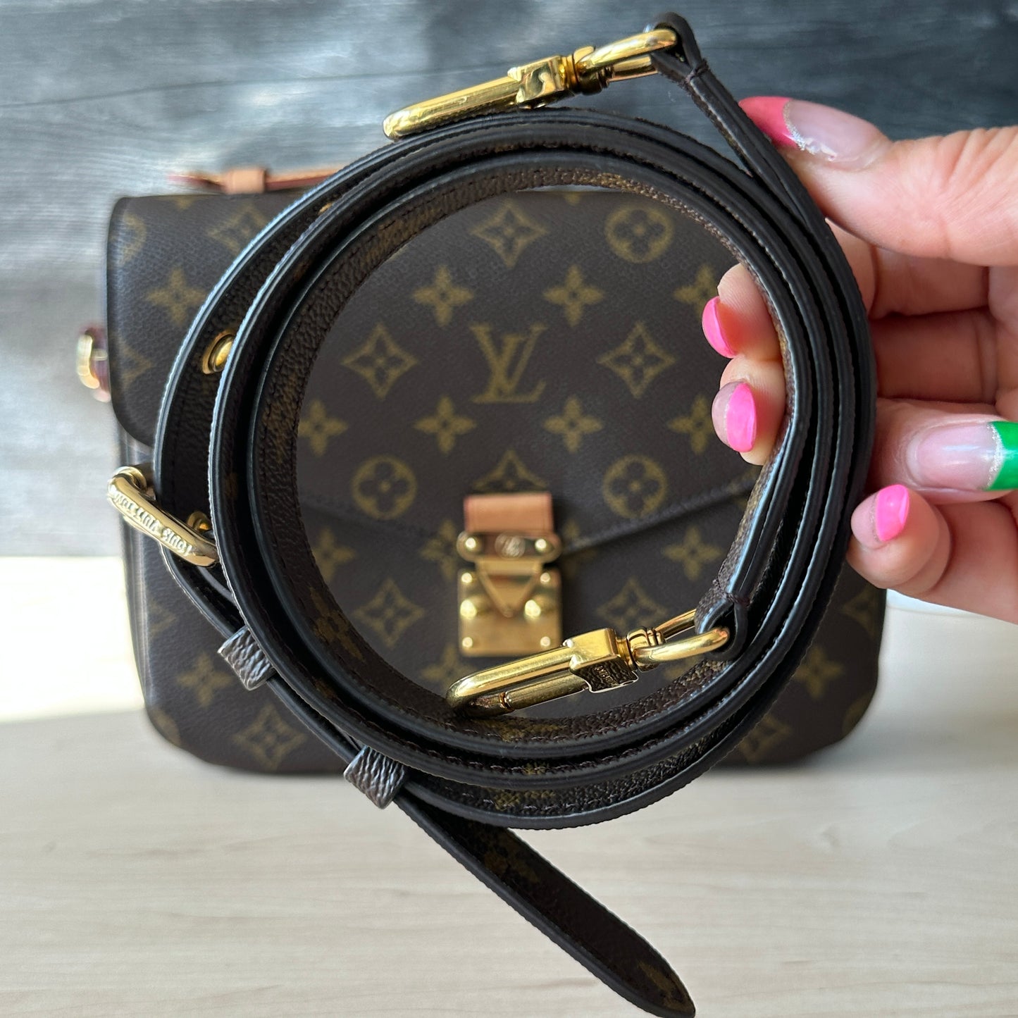 Authentic Preowned Louis Vuitton Pochette Metis