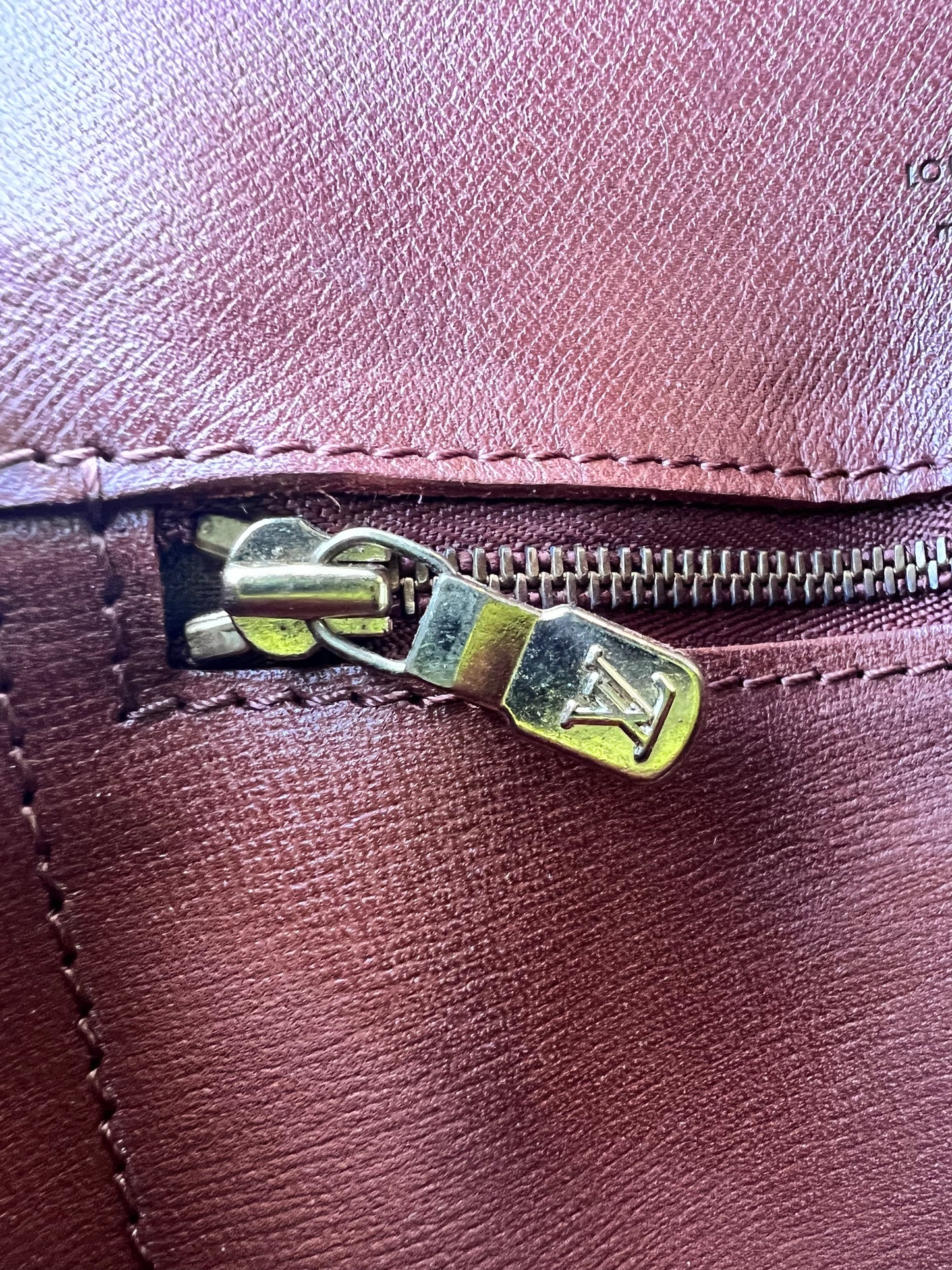 Vintage Chantilly PM Crossbody Bag