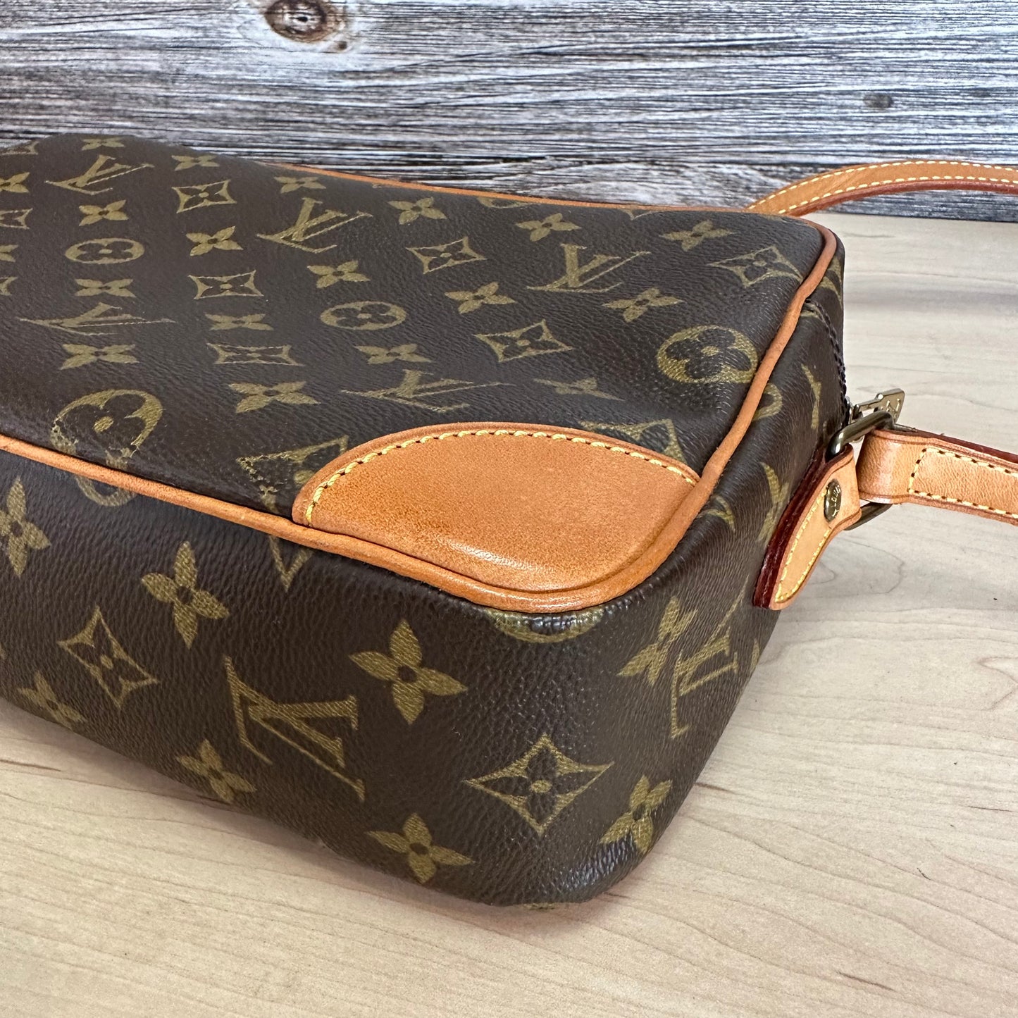 Trocadero 27 Monogram Crossbody Bag