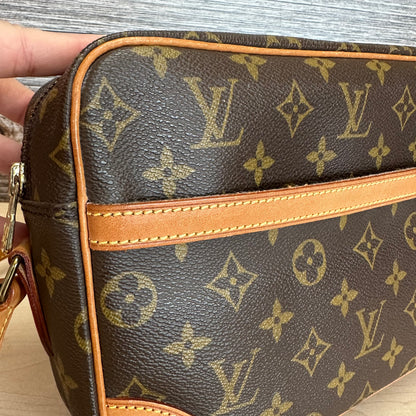 Trocadero 27 Monogram Crossbody Bag