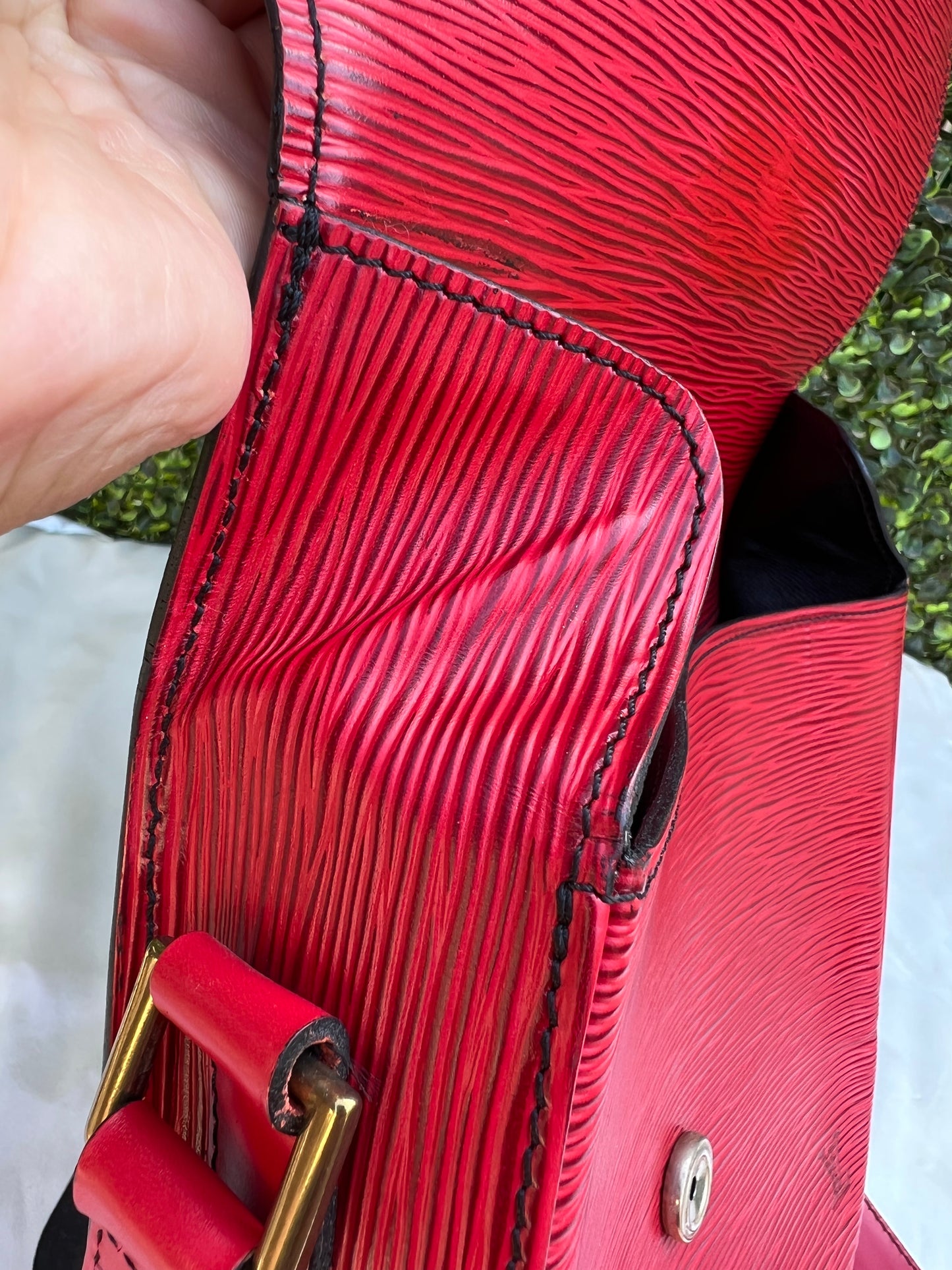 Saint Cloud GM Red Epi Crossbody Bag