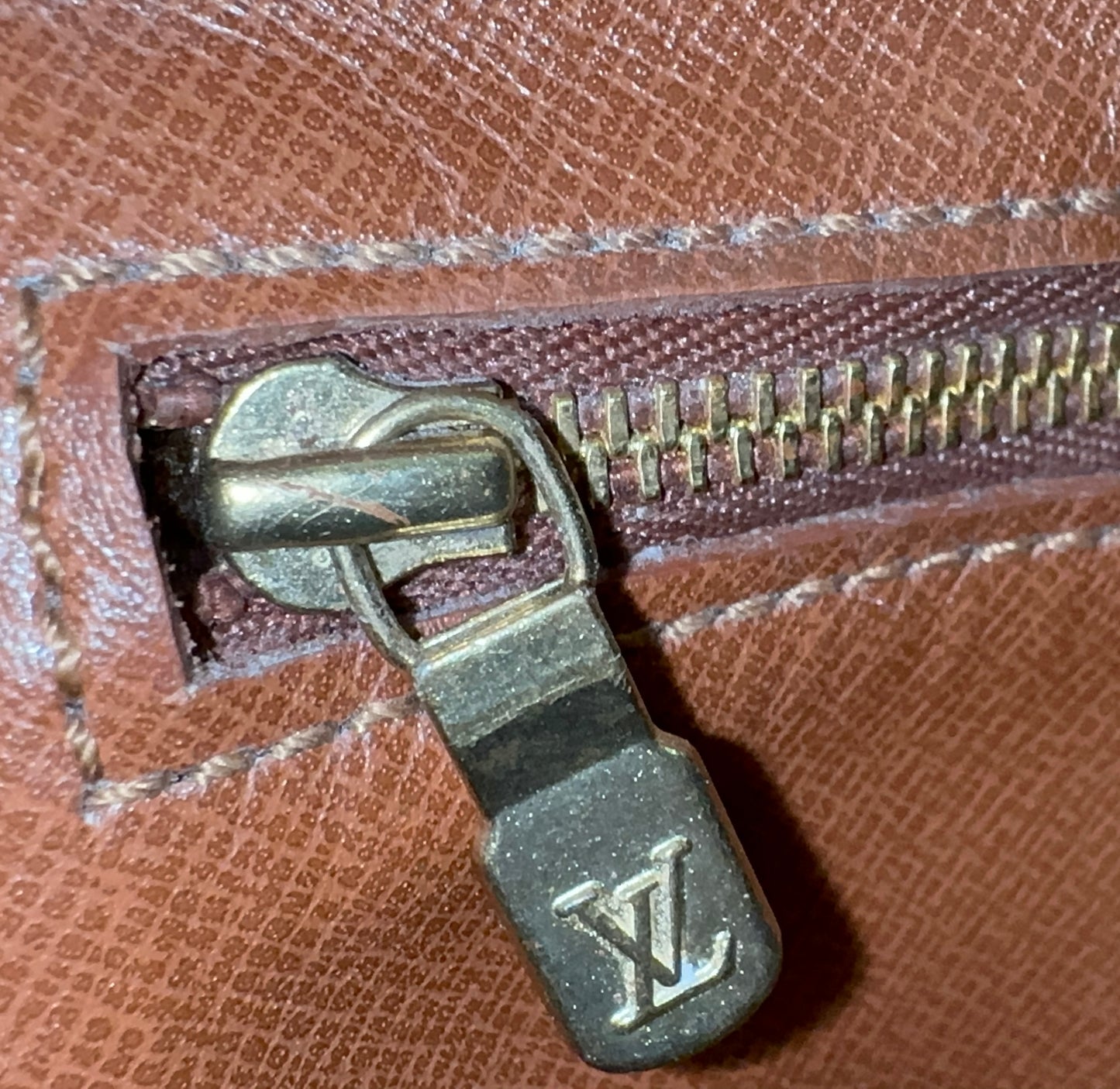 Trocadero 27 Monogram Crossbody Bag