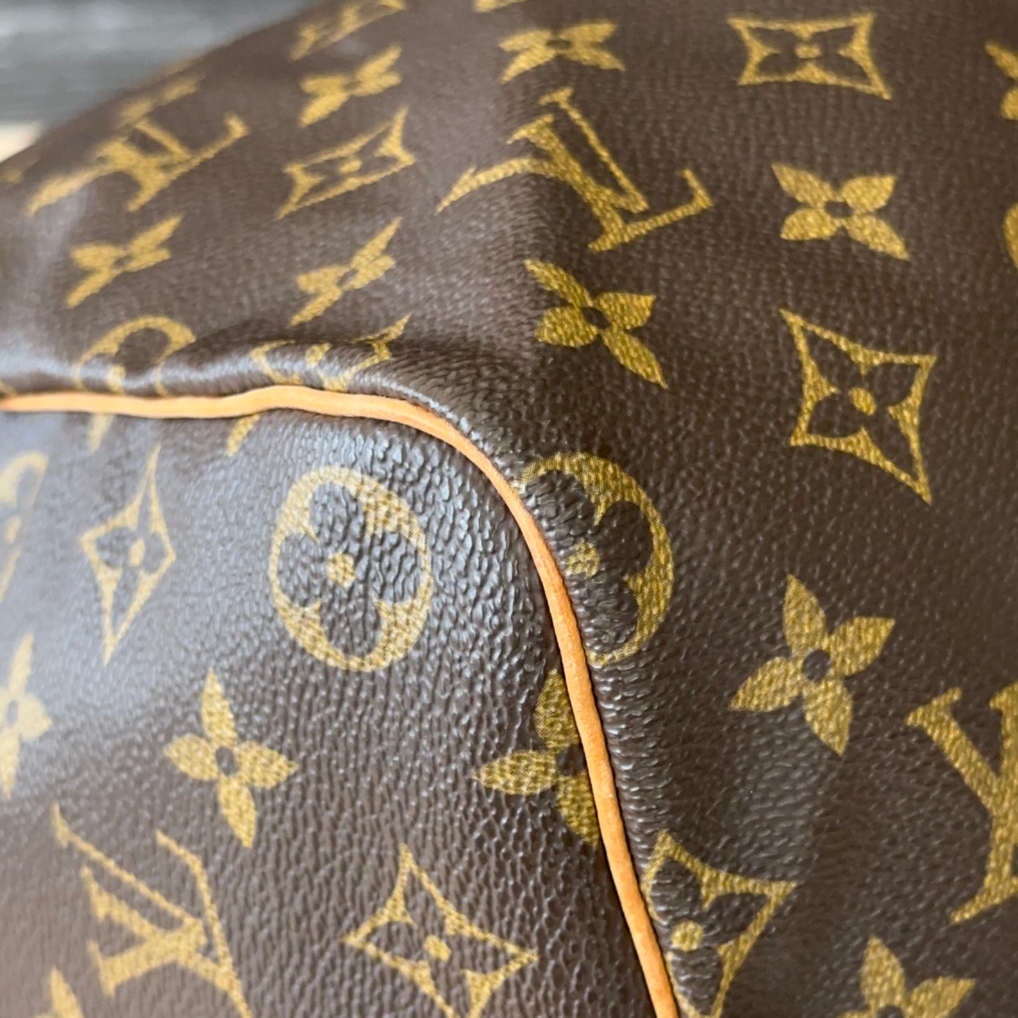Authentic Louis Vuitton Speedy 40