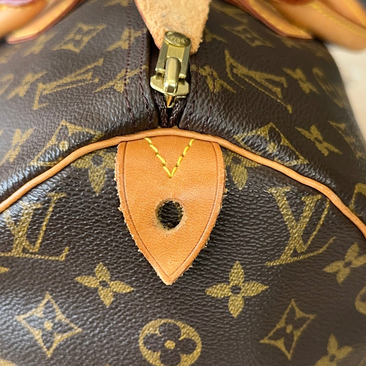 Authentic Louis Vuitton Speedy 40