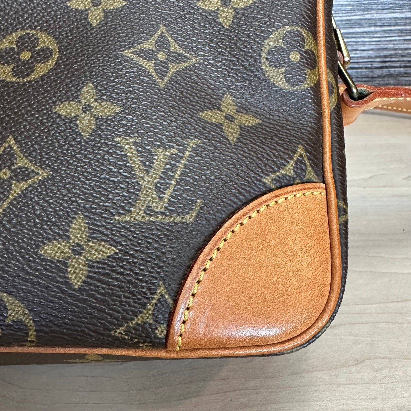 Trocadero 27 Monogram Crossbody Bag