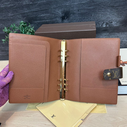 Vintage Agenda GM Day Planner Monogram