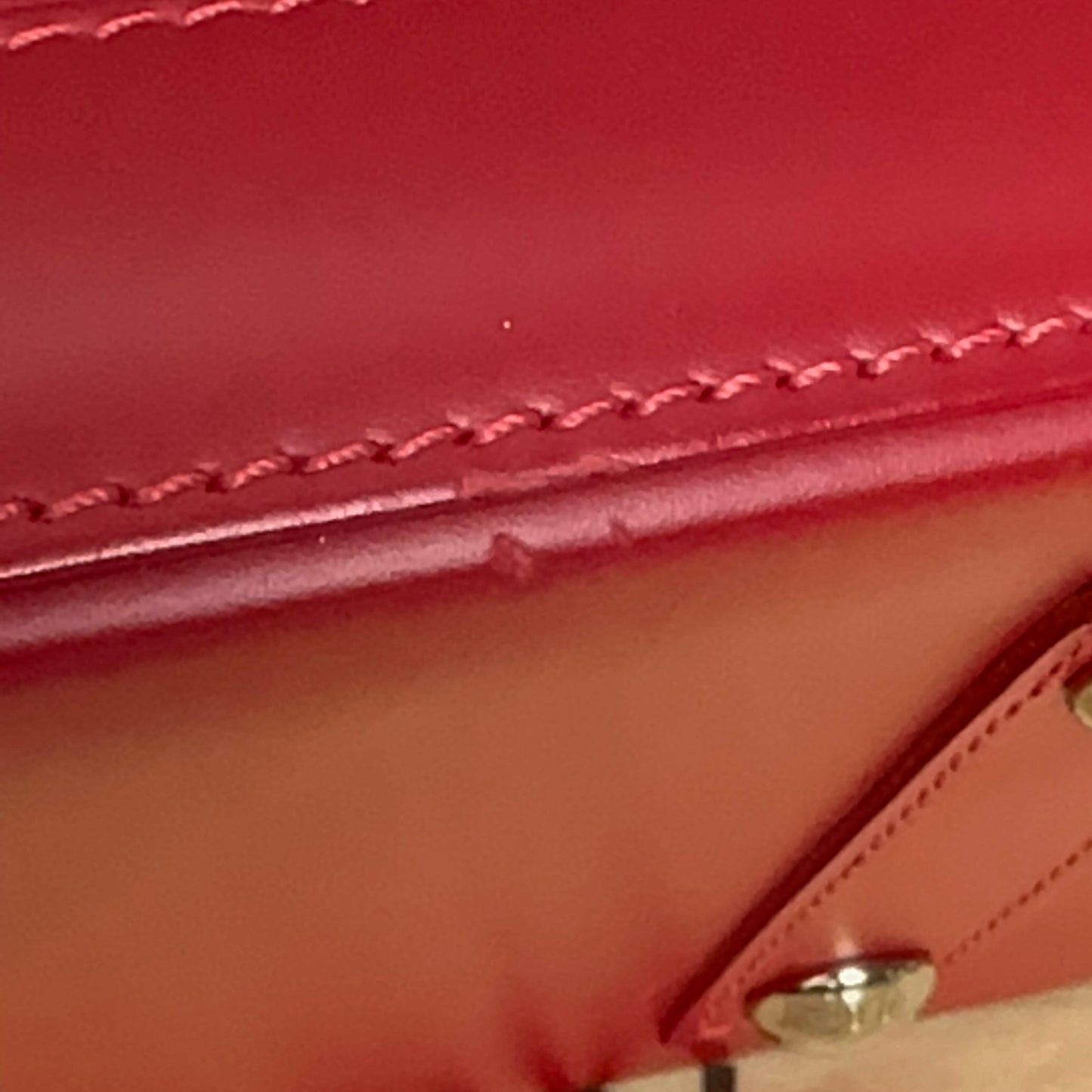 Coquelicot Epi Leather Alma PM