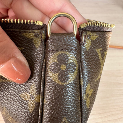 Pochette Accessories Monogram Canvas
