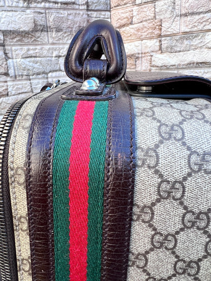 GG Supreme Rolling Suitcase