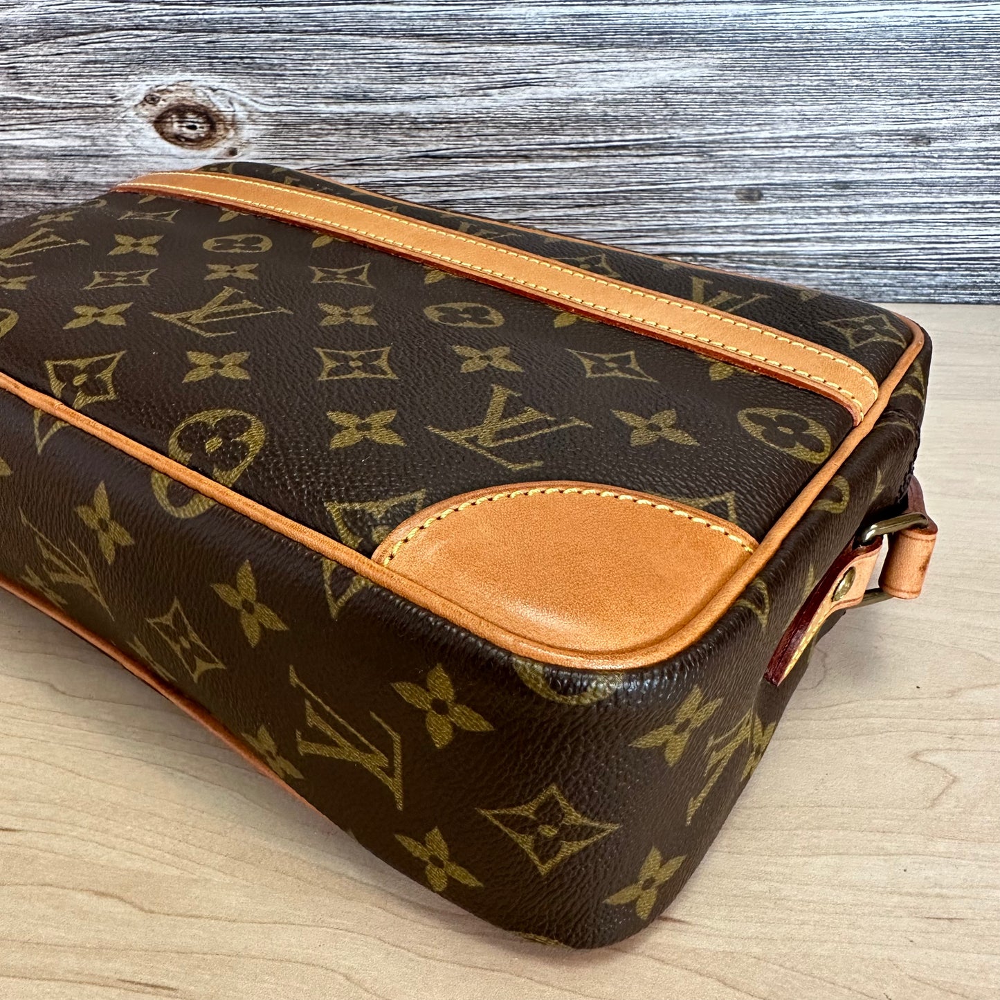 Trocadero 27 Monogram Crossbody Bag