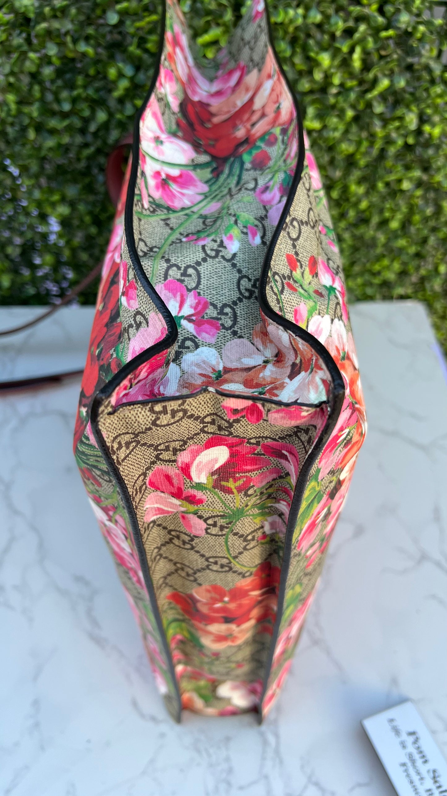 Soft GG Supreme Monogram Blooms Vertical Tote Beige Multicolor Antique Rose