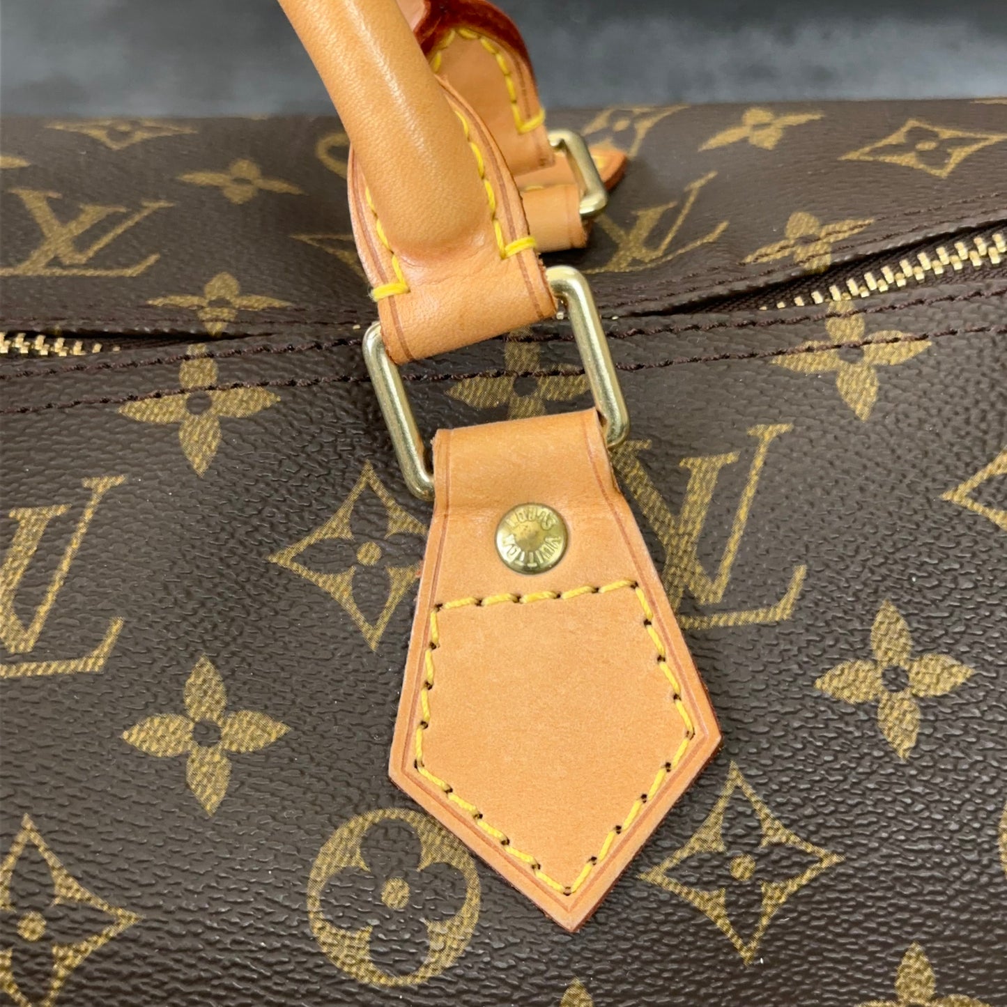 Authentic Louis Vuitton Speedy 40