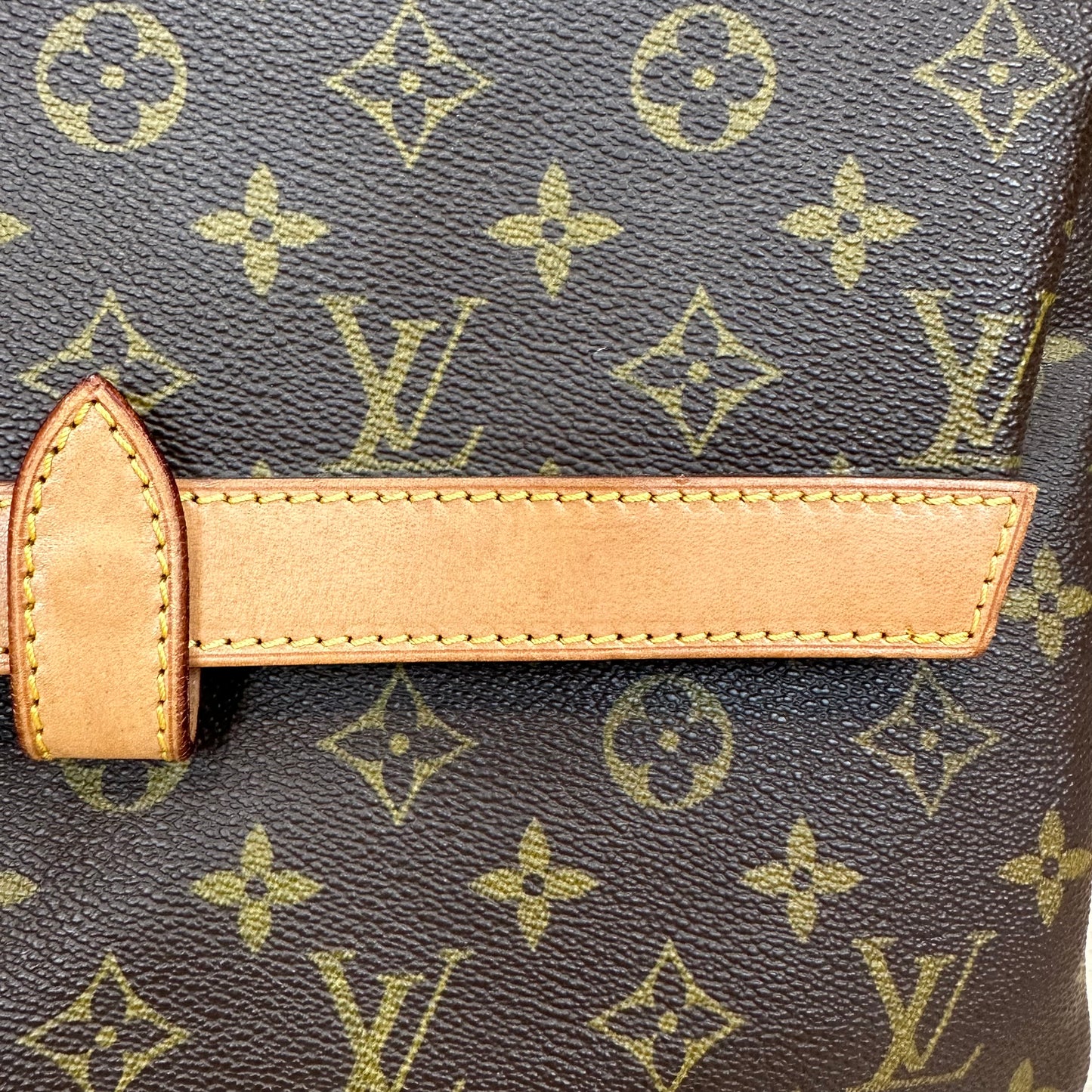 Vintage Pilante Clutch