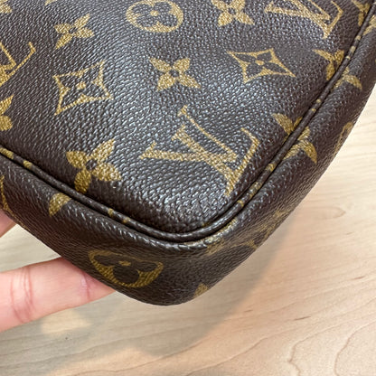 Pochette Accessories Monogram Canvas