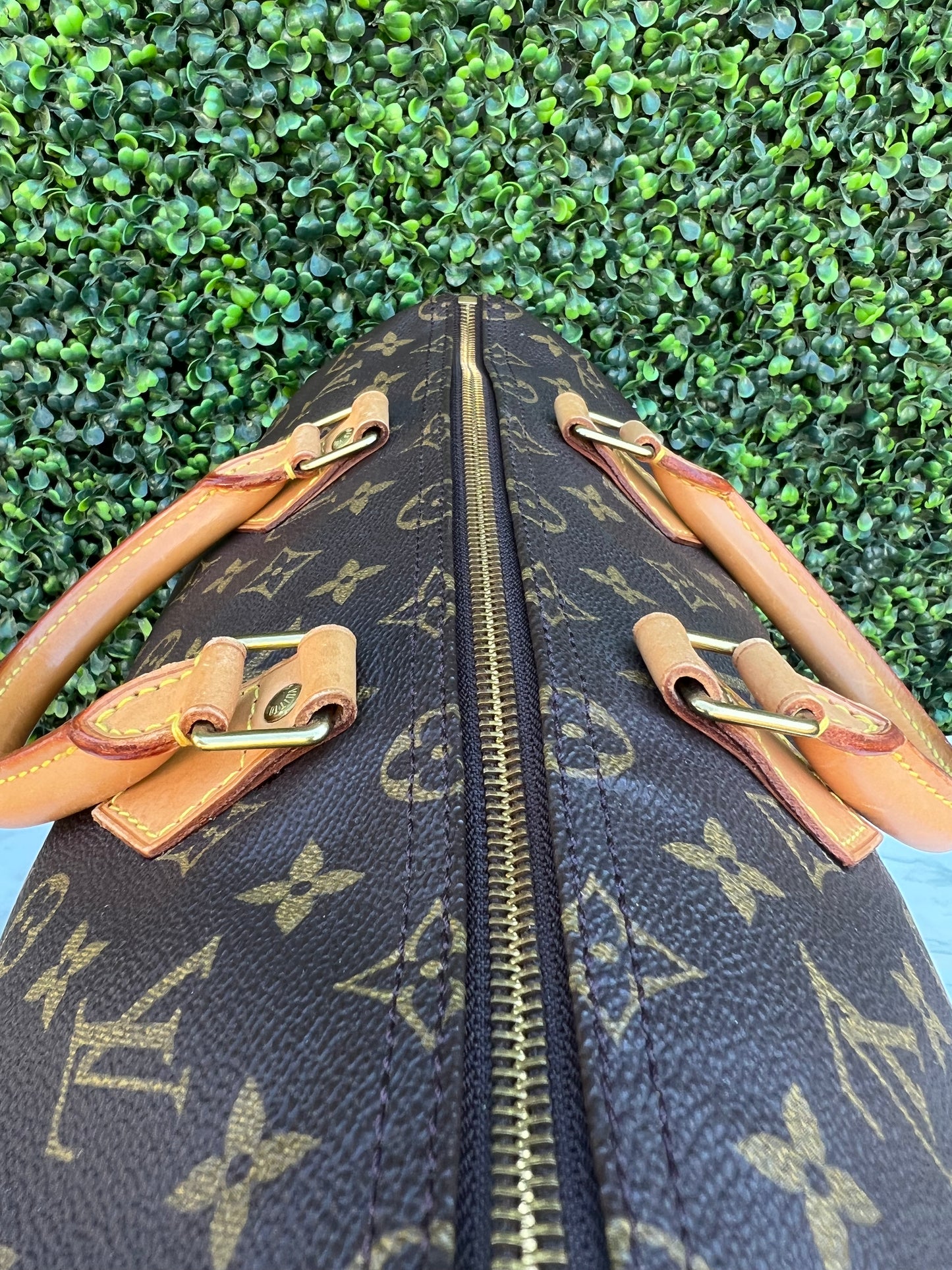 Speedy 35 Monogram