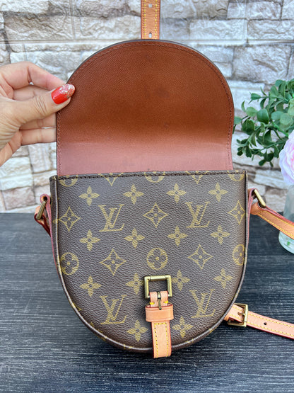 Vintage Chantilly PM Crossbody Bag
