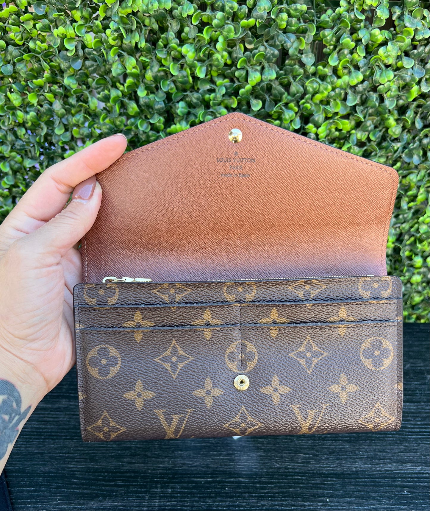 Sarah Monogram Wallet New Model with Wallet to Clutch