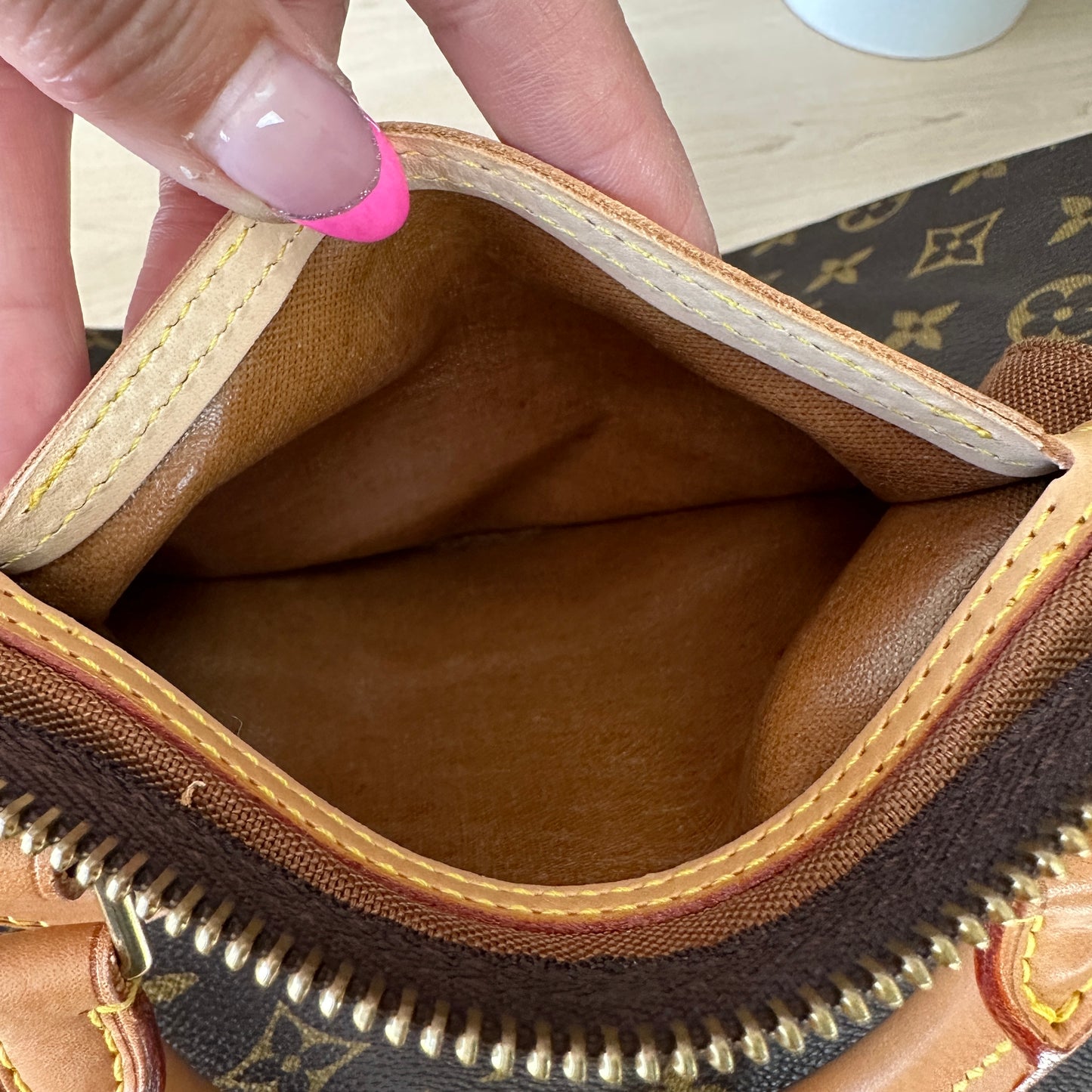 Authentic Louis Vuitton Speedy 40
