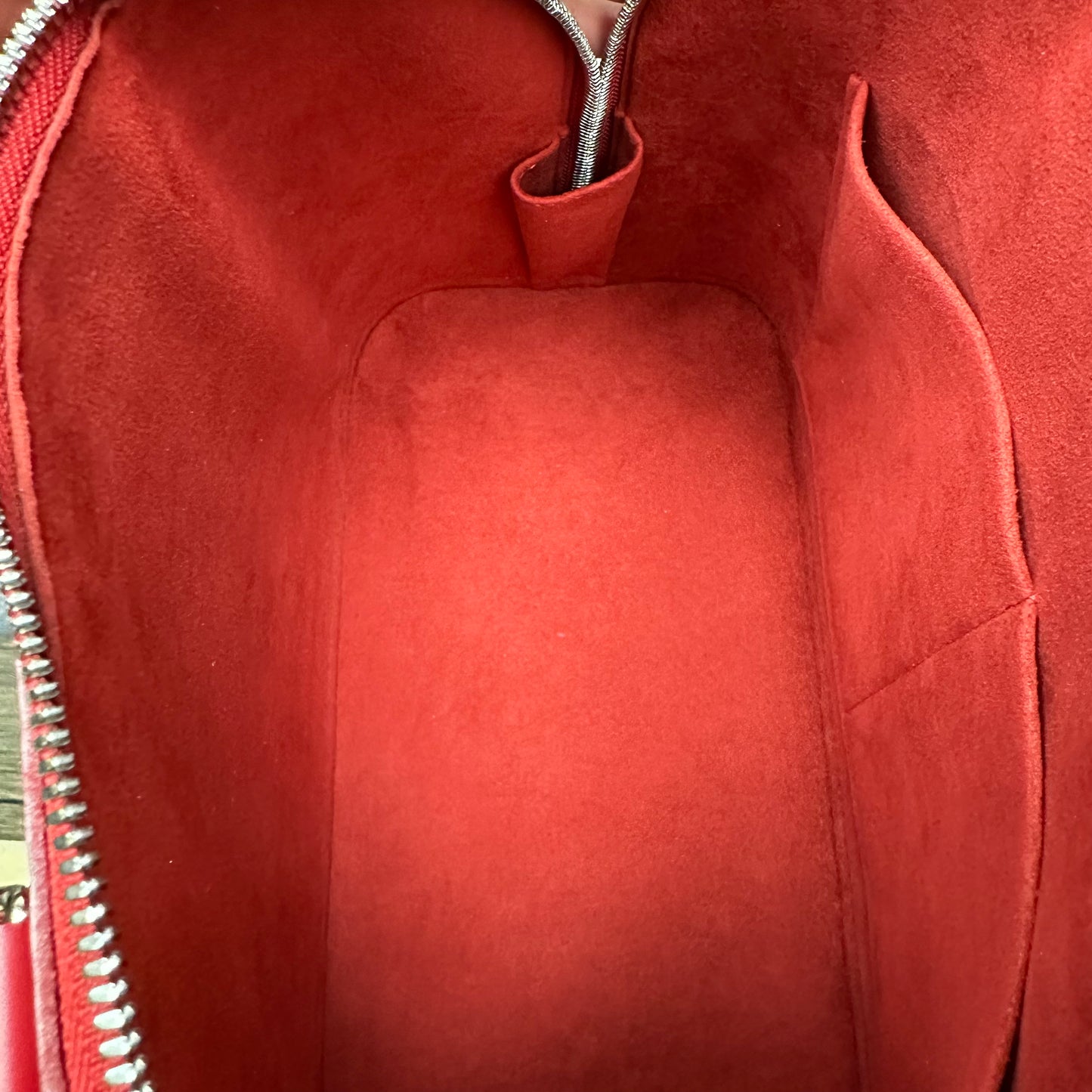 Coquelicot Epi Leather Alma PM