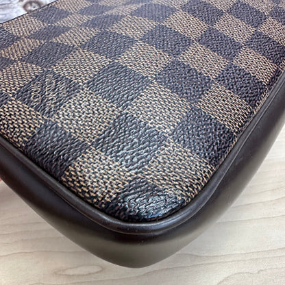 Damier Ebene Navona Pochette Accessories