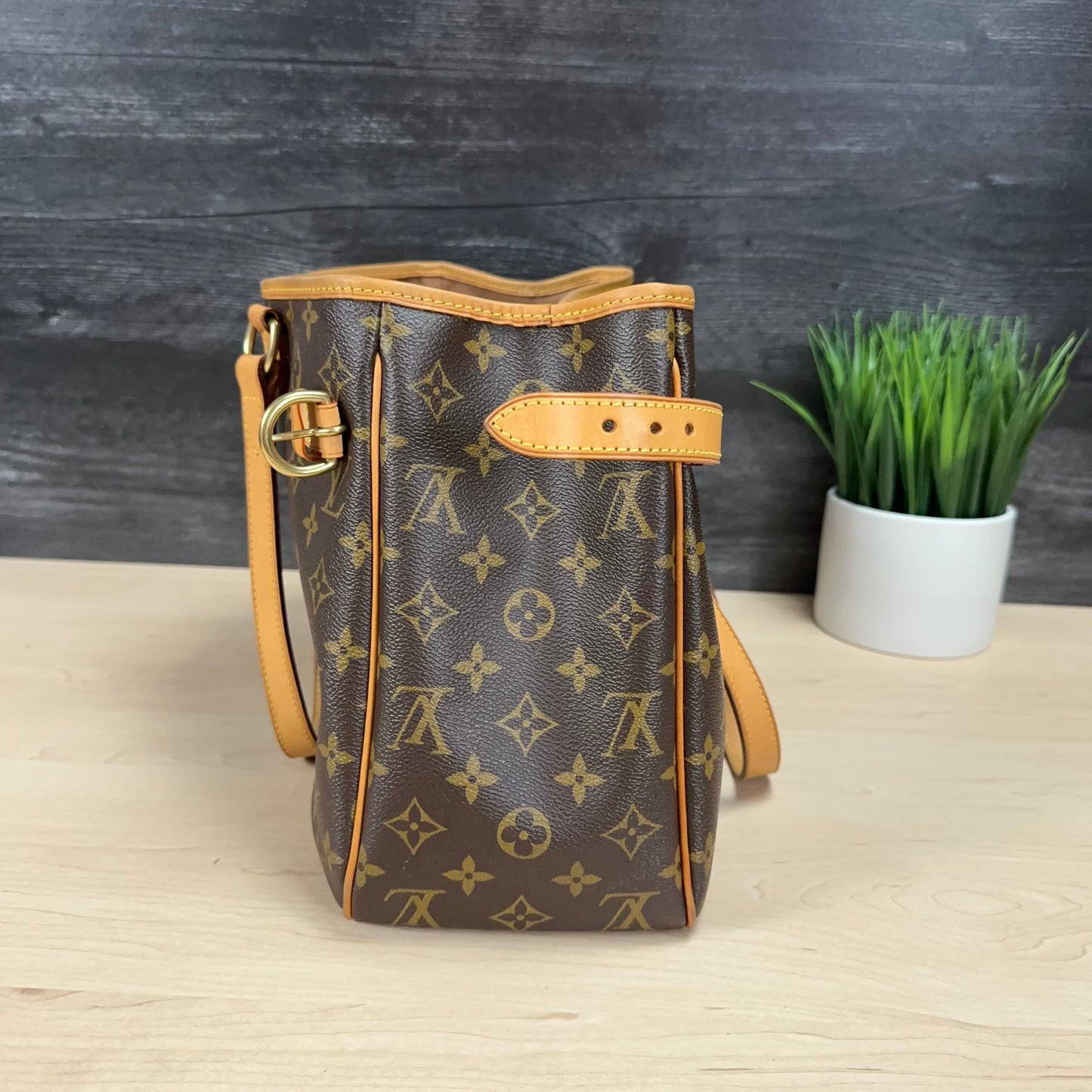 Authentic Preowned Louis Vuitton Batignolles Tote