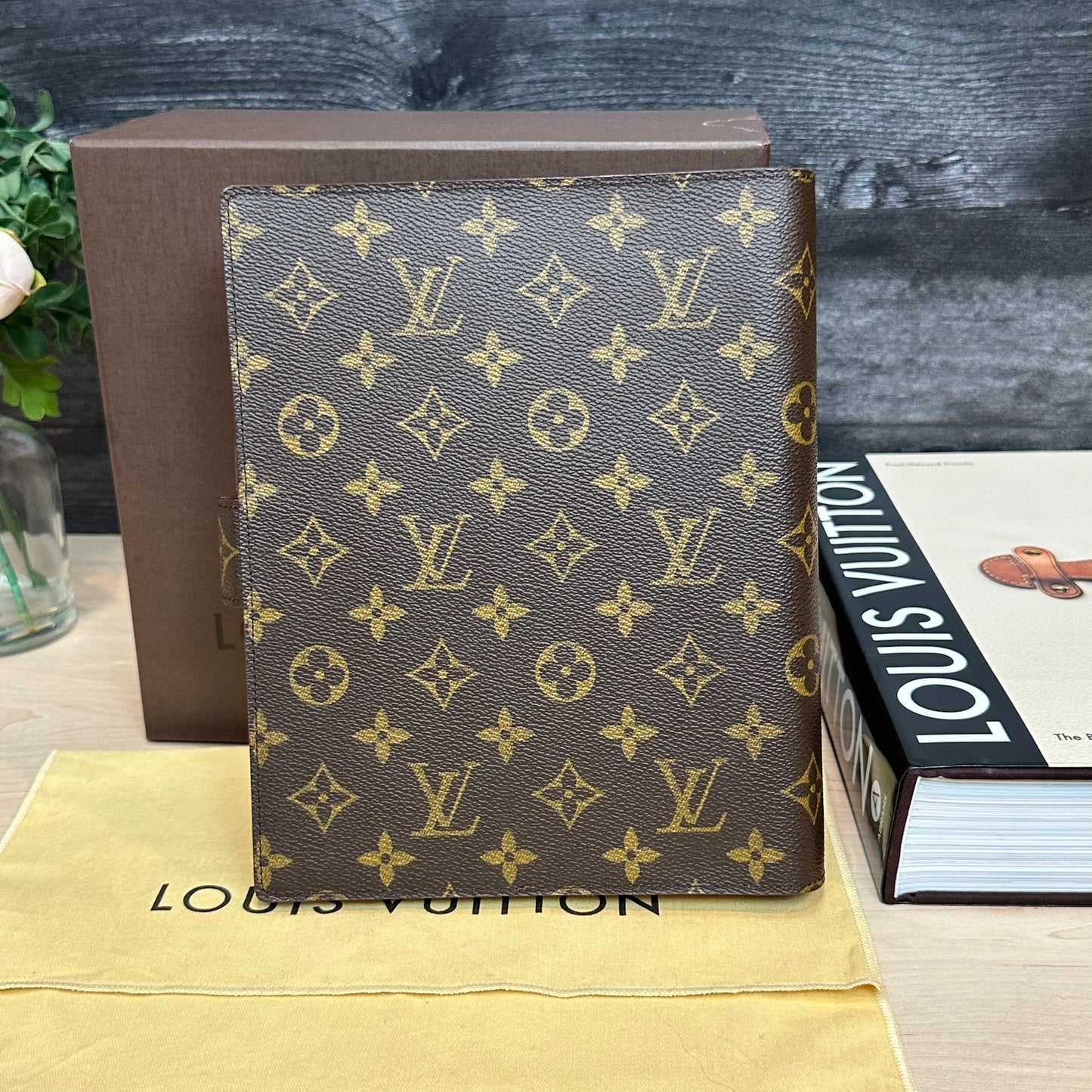 Vintage Agenda GM Day Planner Monogram