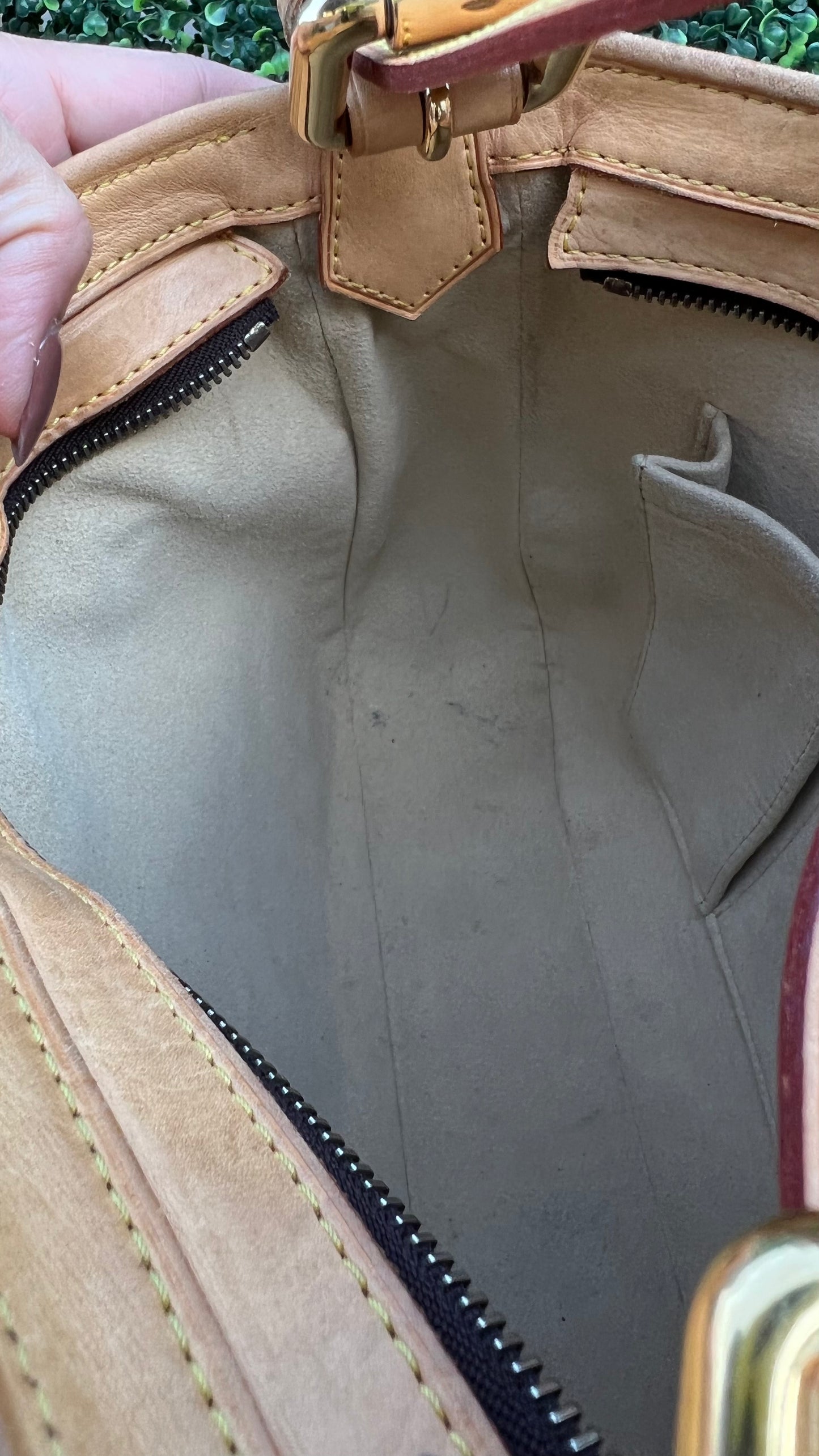 Hudson GM Crossbody Bag With Two Straps Monogram Canvas