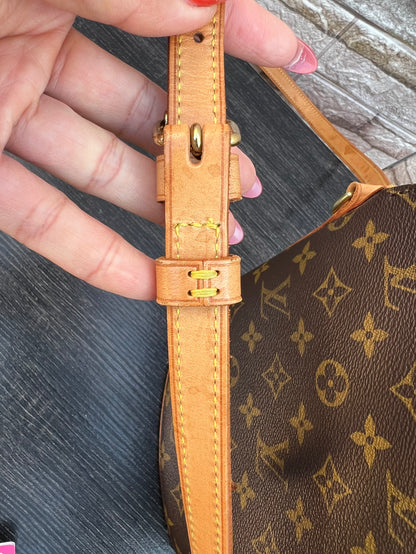 Druout Monogram Canvas Crossbody Bag