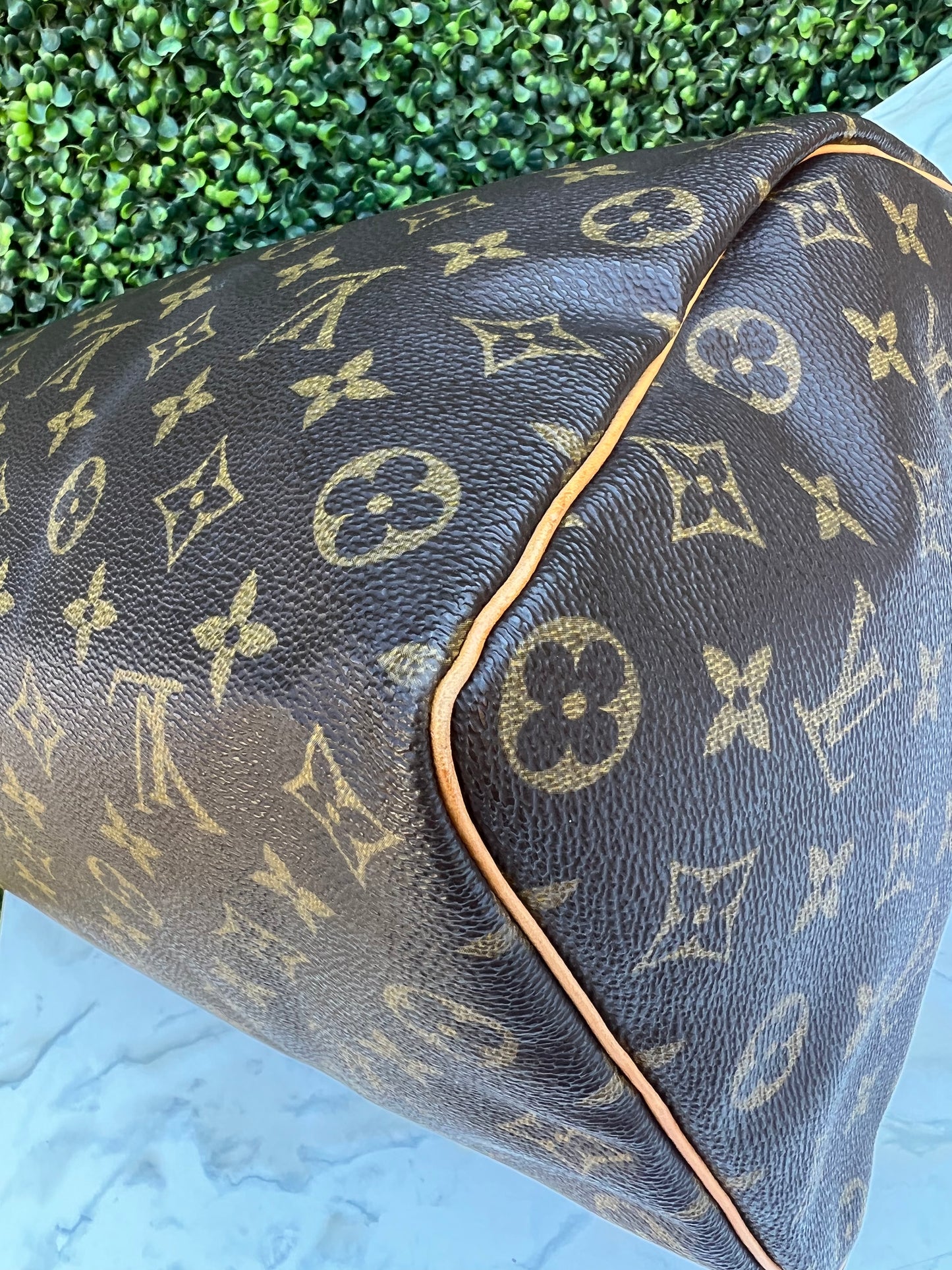 Speedy 35 Monogram