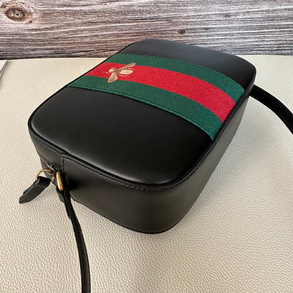 GG Webby Bee Black Leather Crossbody Bag
