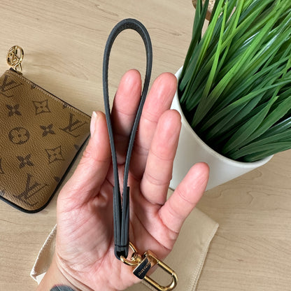 Louis Vuitton Square Medium Pouch And Wristlet Of The Trio Pouch