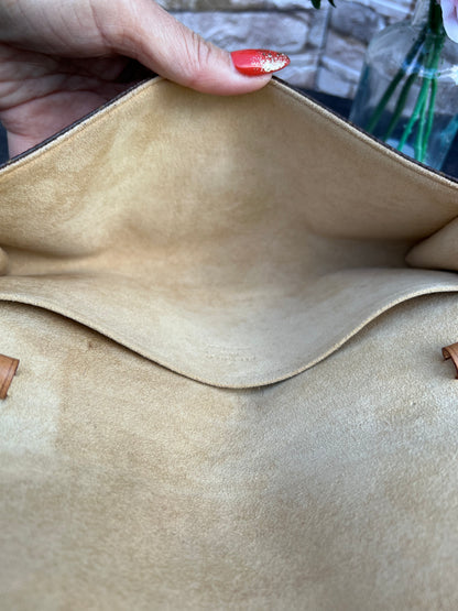 Twin Pochette GM