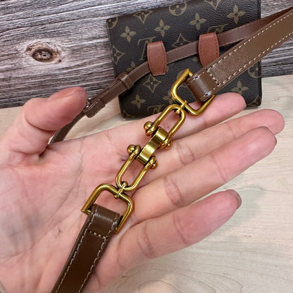 Pochette Arche Belt Bag