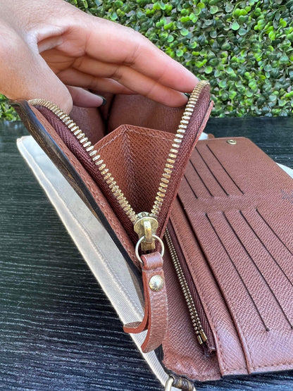 XL Insolite Organizer Wallet