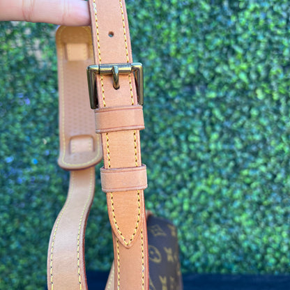 Saint Cloud GM Monogram Canvas Crossbody Bag
