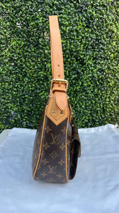 Hudson GM Crossbody Bag With Two Straps Monogram Canvas
