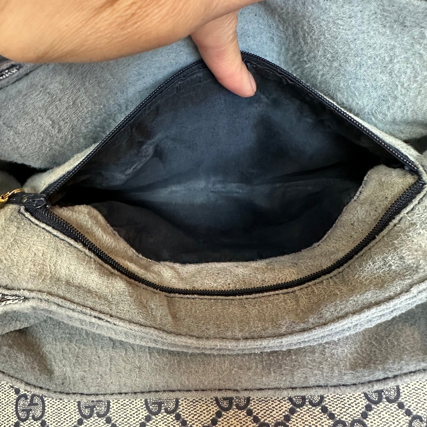 Vintage Web Navy Blue Crossbody Bag