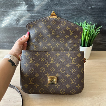 Authentic Preowned Louis Vuitton Pochette Metis