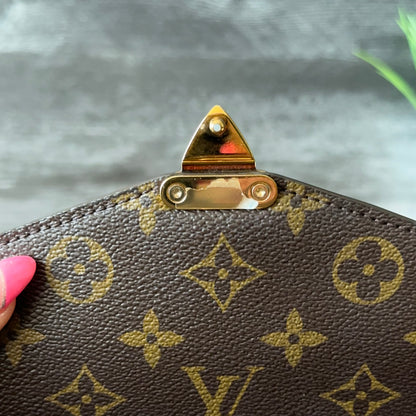 Authentic Preowned Louis Vuitton Pochette Metis