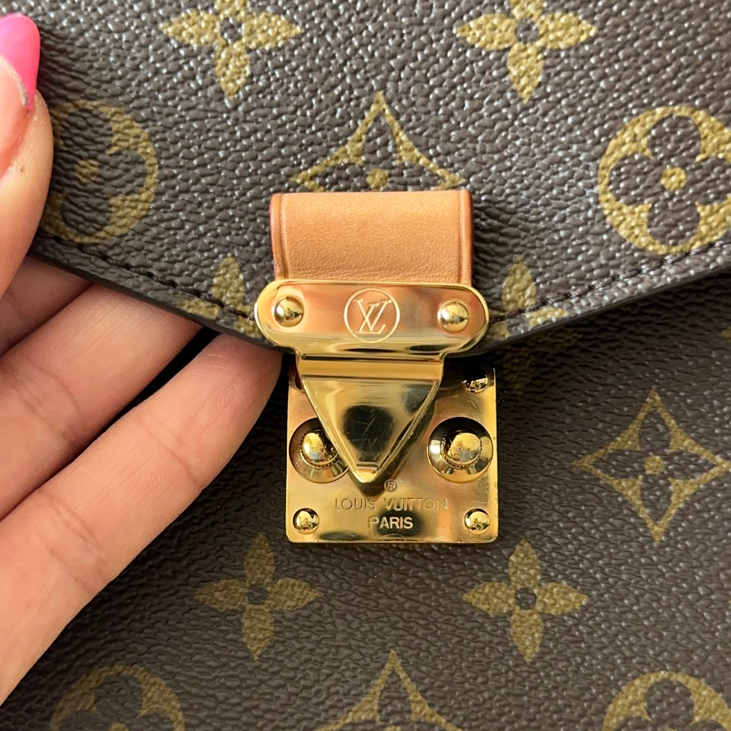 Authentic Preowned Louis Vuitton Pochette Metis