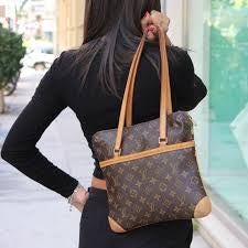 Louis Vuitton Sac Coussin GM Monogram Canvas