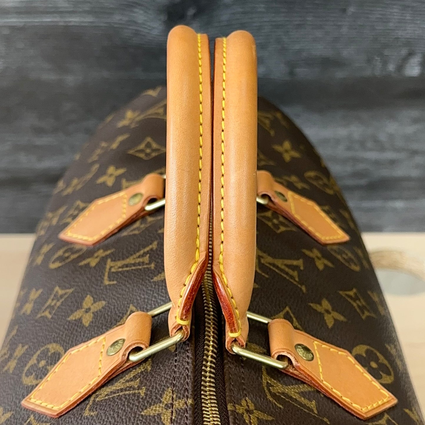 Authentic Louis Vuitton Speedy 40
