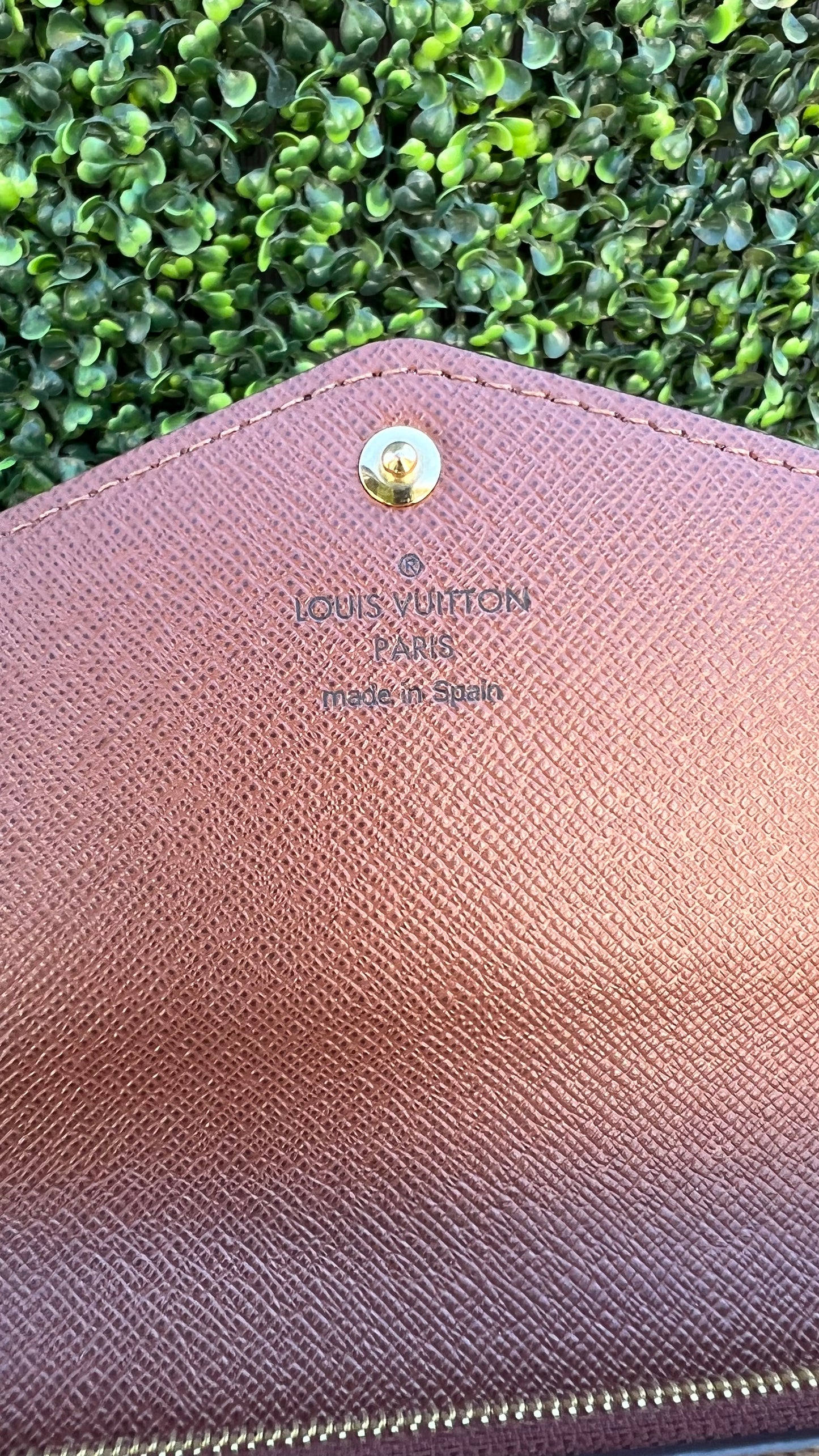Sarah Monogram Wallet New Model with Wallet to Clutch