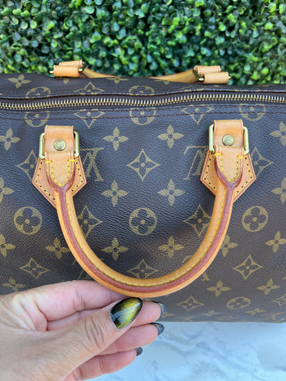 Speedy 35 Monogram