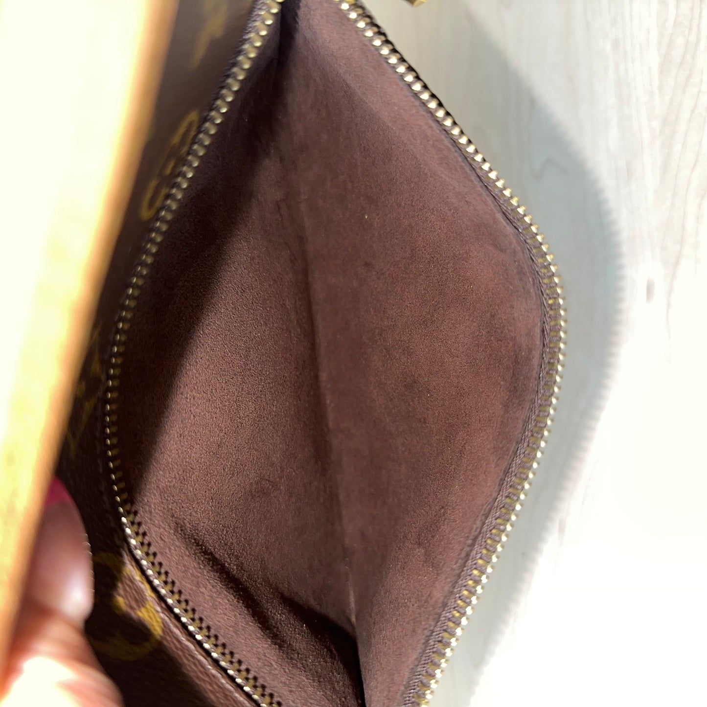 Authentic Preowned Louis Vuitton Pochette Metis