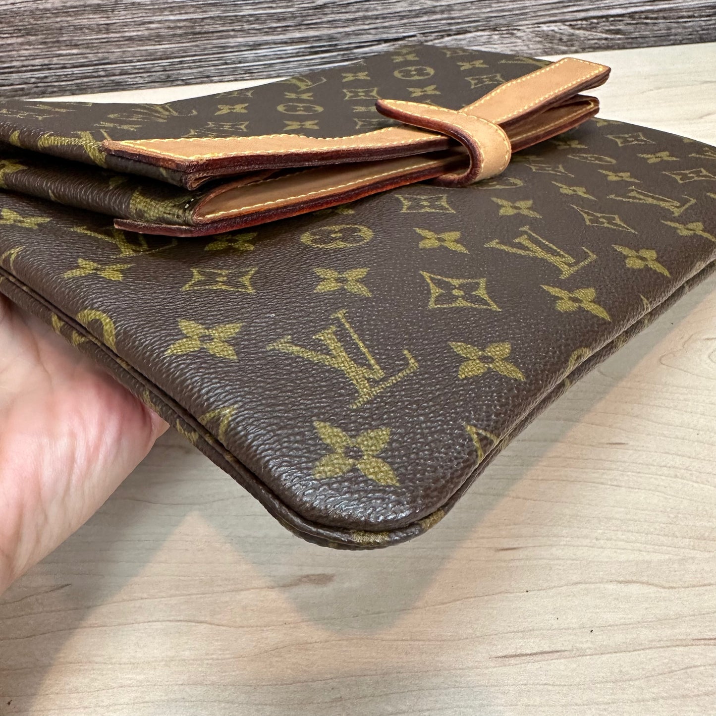Vintage Pilante Clutch