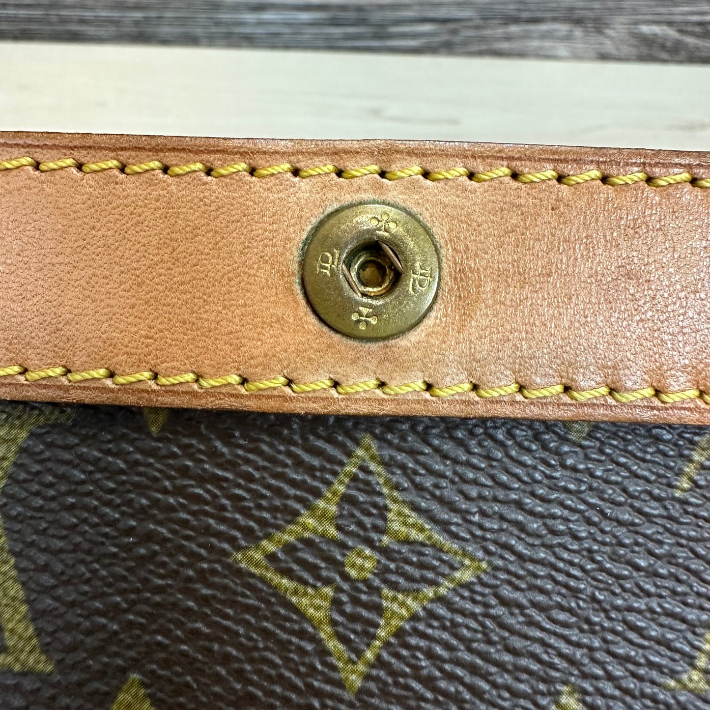 Vintage Pilante Clutch
